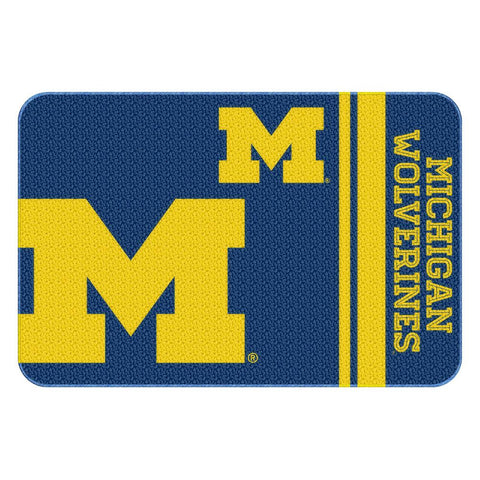 Michigan Wolverines NCAA Tufted Rug (20x30)