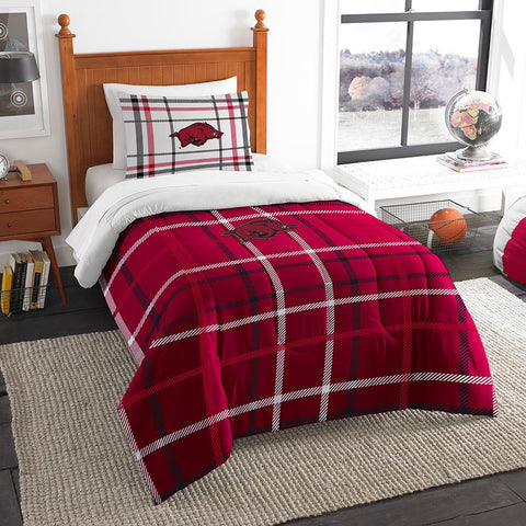 Arkansas Razorbacks NCAA Twin Comforter Set (Soft & Cozy) (64 x 86)