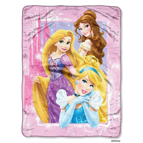 Disney Princess Classic Dreams  Micro Raschel Blanket (46in x 60in)
