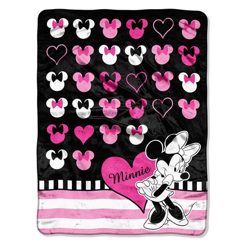Mickey Love Minnie  Micro Raschel Blanket (46in x 60in)