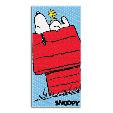 Peanuts Dog House Beach Towels (28in x 58in)