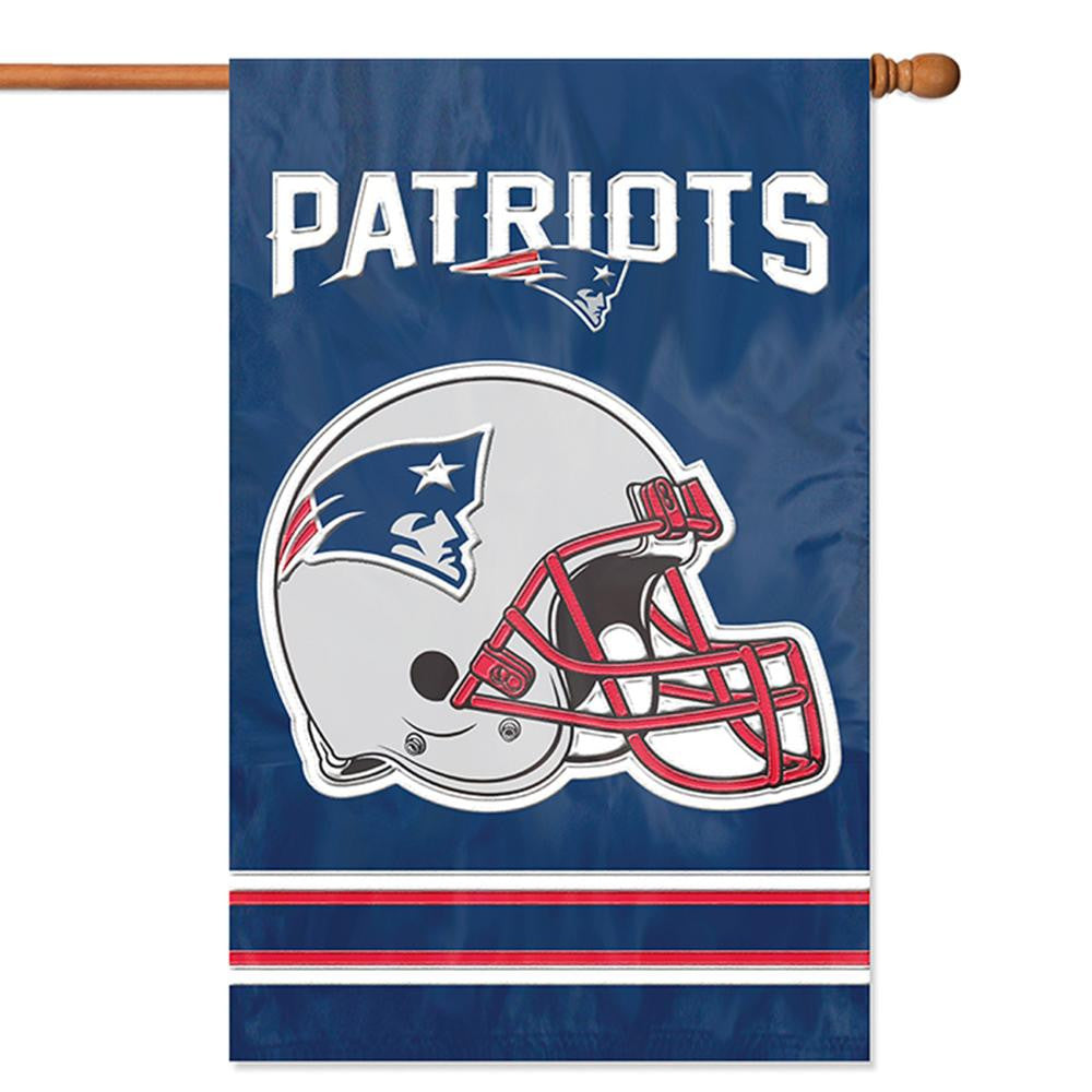 New England Patriots NFL Applique Banner Flag (44x28)