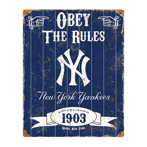 New York Yankees MLB Vintage Metal Sign (11.5in x 14.5in)